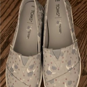 Toms shoes mom (9.5) toddler (11t)